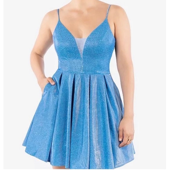 B Darlin Dresses & Skirts - B.Darlin sparkly blue mini dress. Size 4.